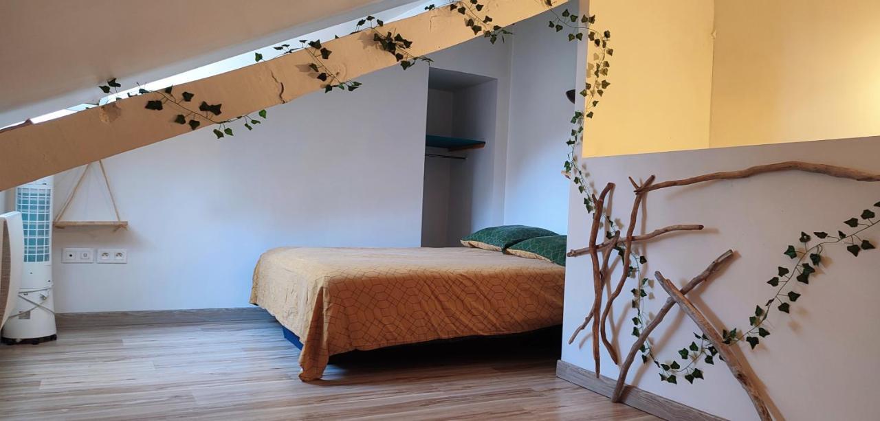 L'Appartement 7 - Centre Ville-Parking-Tv-Wifi 타르브 외부 사진