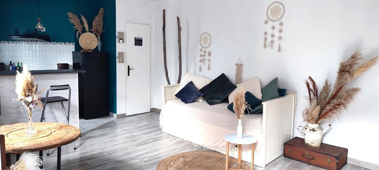 L'Appartement 7 - Centre Ville-Parking-Tv-Wifi 타르브 외부 사진